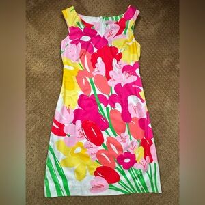 Lilly Pulitzer Taytay shift dress in the "Lavish Lilies Placed" print.